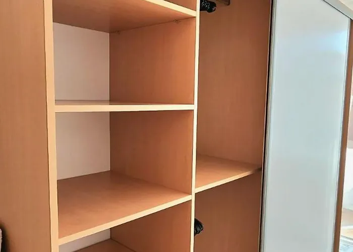 Апартамент The Boho House With Free Parking